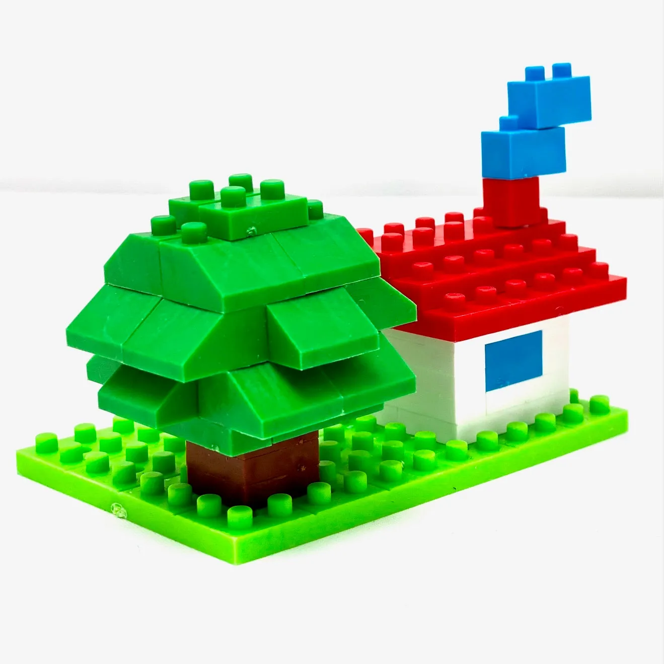 38476 Iwako BLOCKS Tree House Eraser-1