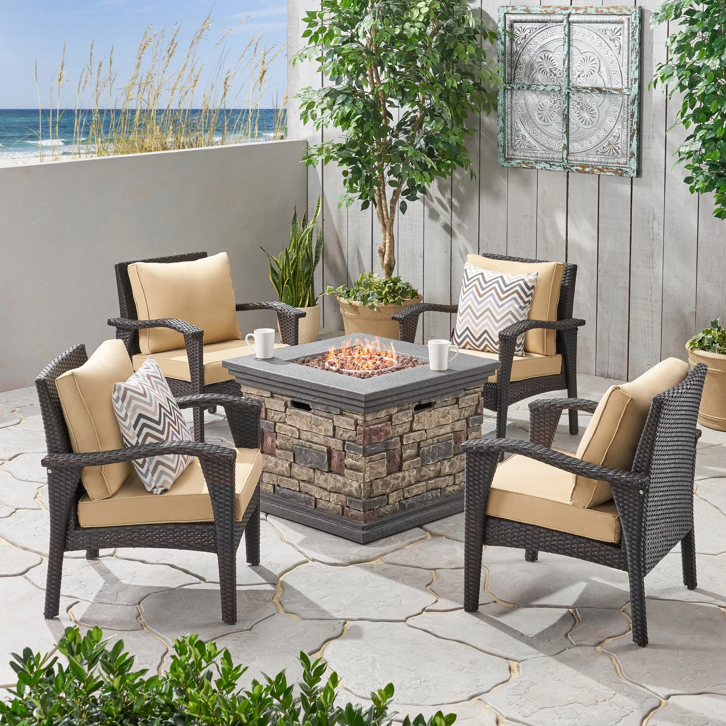 Ilse Outdoor 4 Club Chair Chat Set with Fire Pit