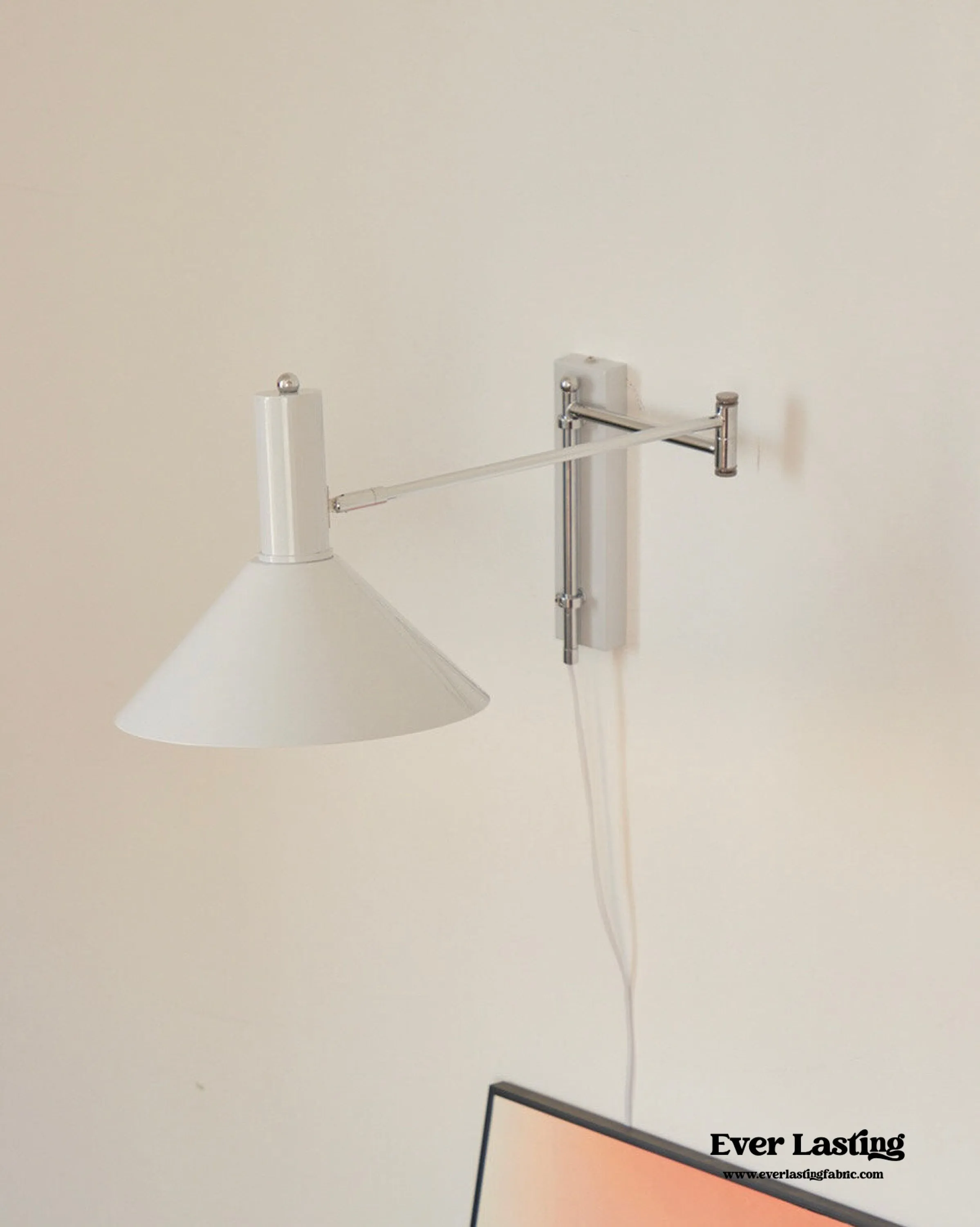 Minimal Foldable Metal Light / Black