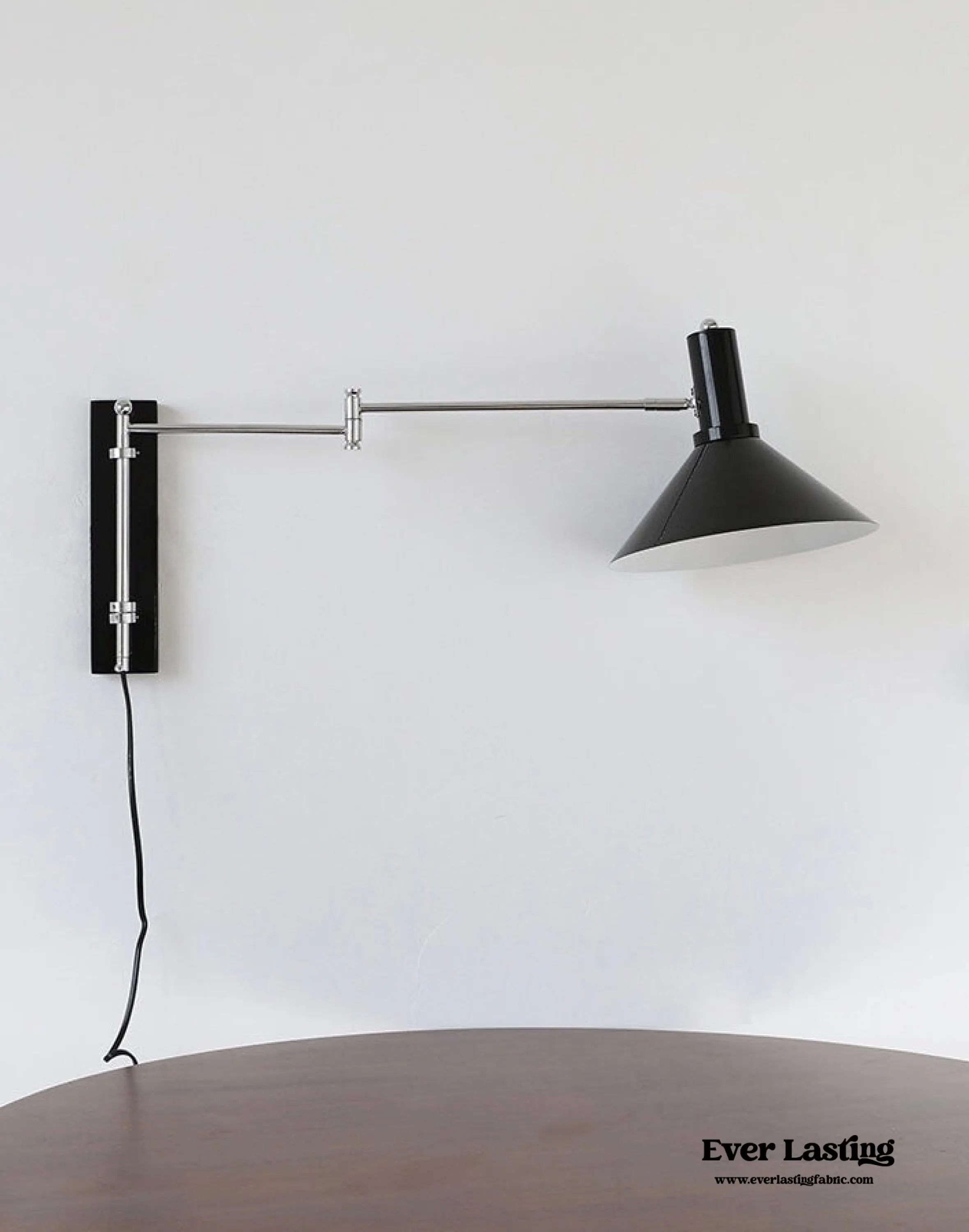 Minimal Foldable Metal Light / Black