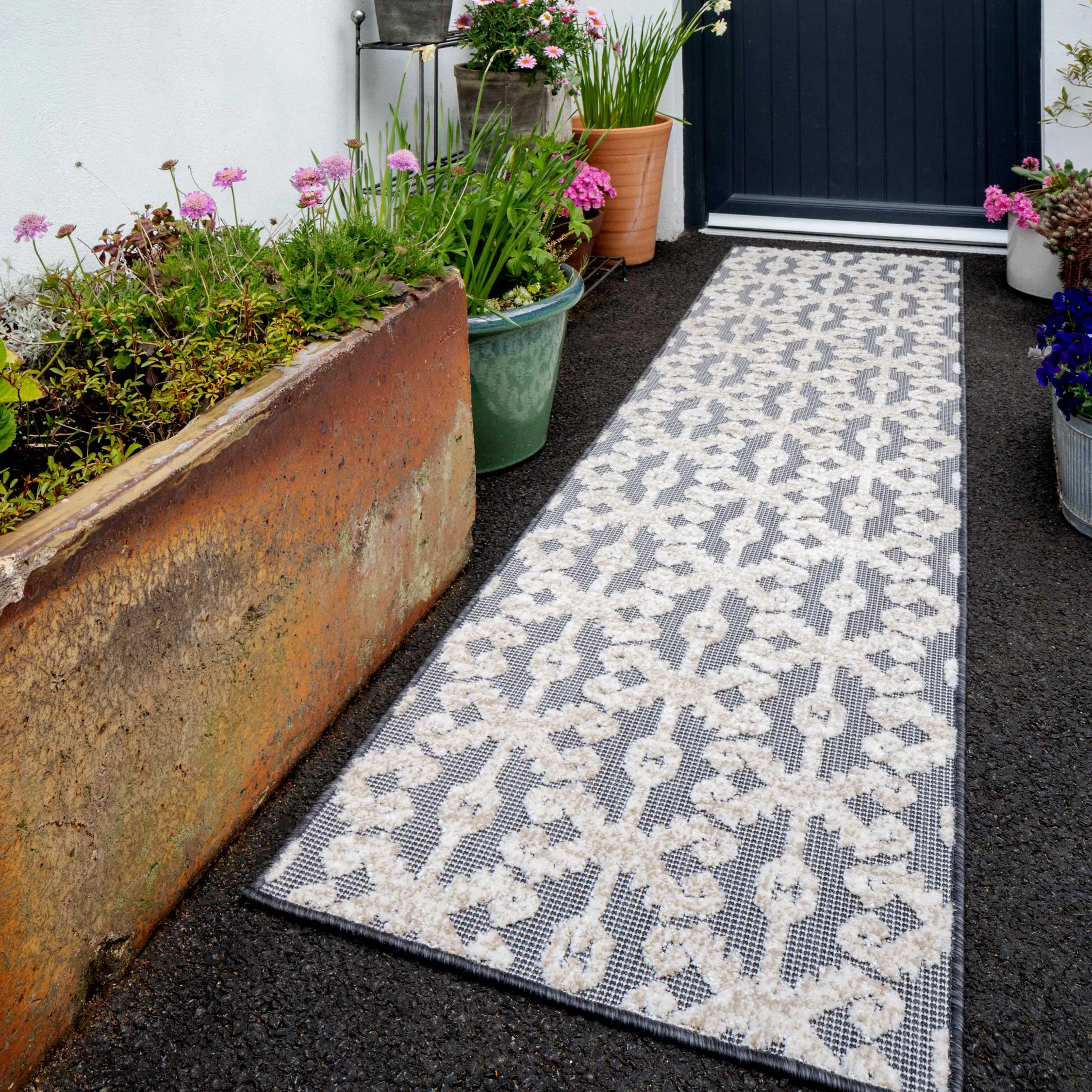 Soft Grey Trellis Weatherproof Outdoor Rug - Sierra