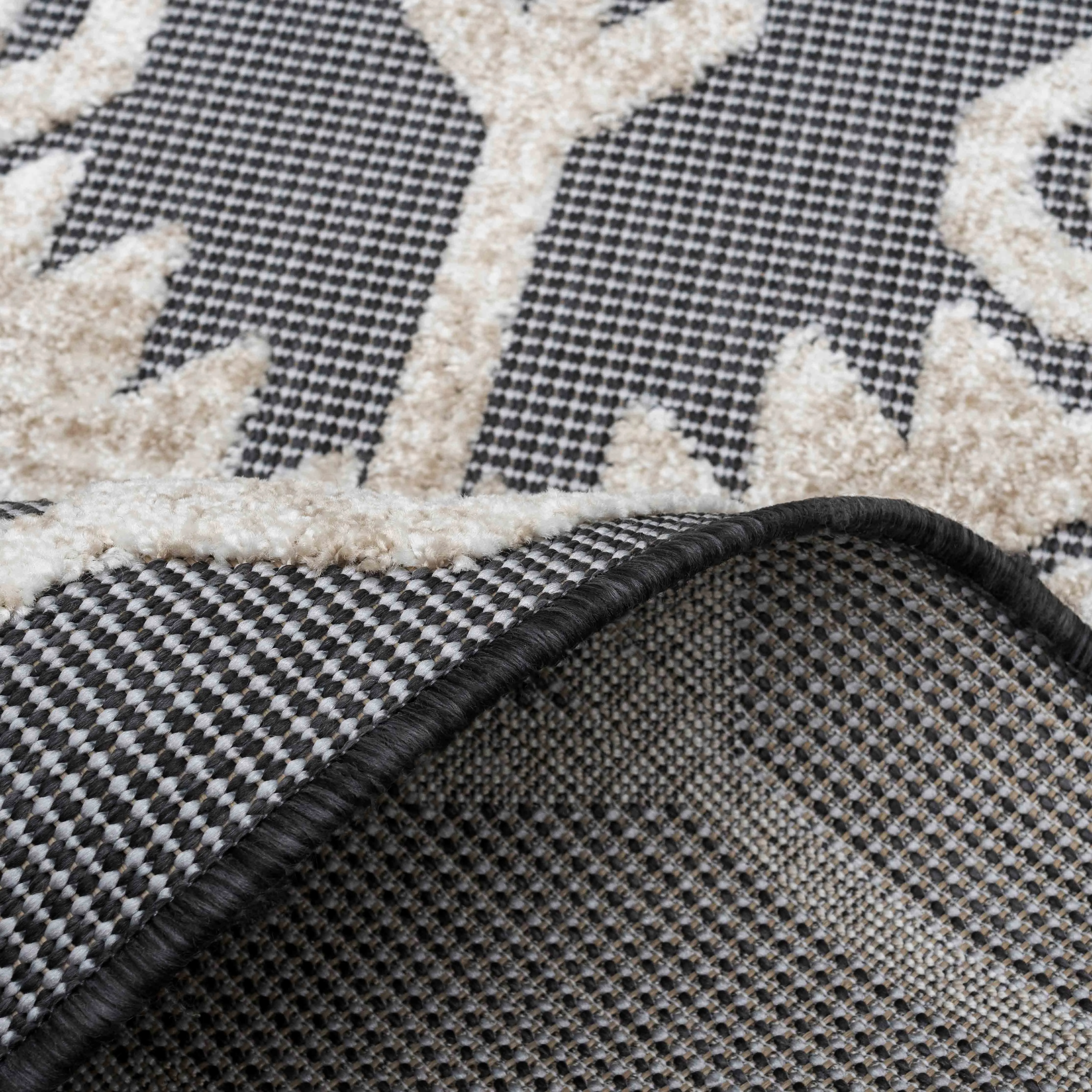 Soft Grey Trellis Weatherproof Outdoor Rug - Sierra