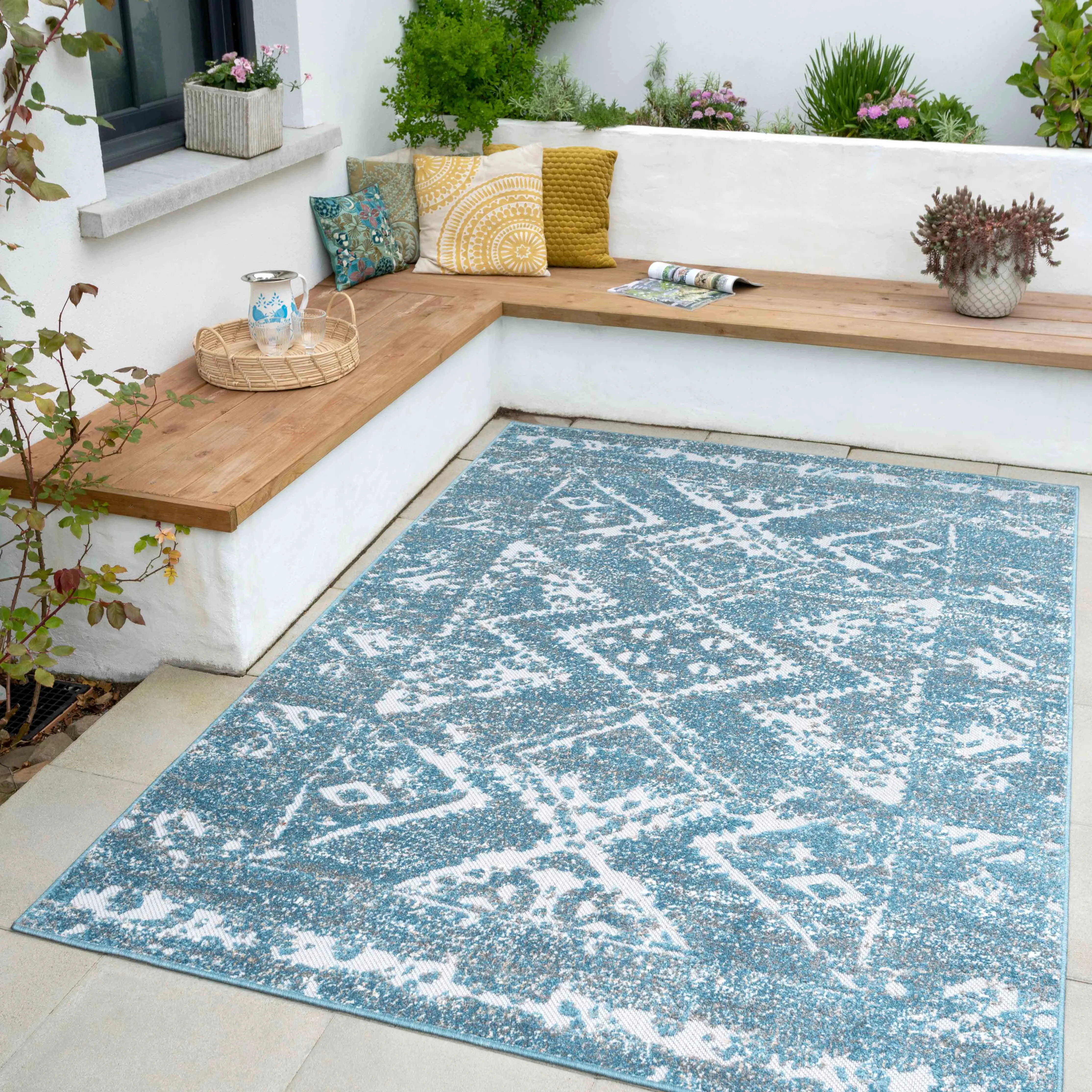 Soft Textured Vintage Teal Weatherproof Outdoor Garden Rug - Edina