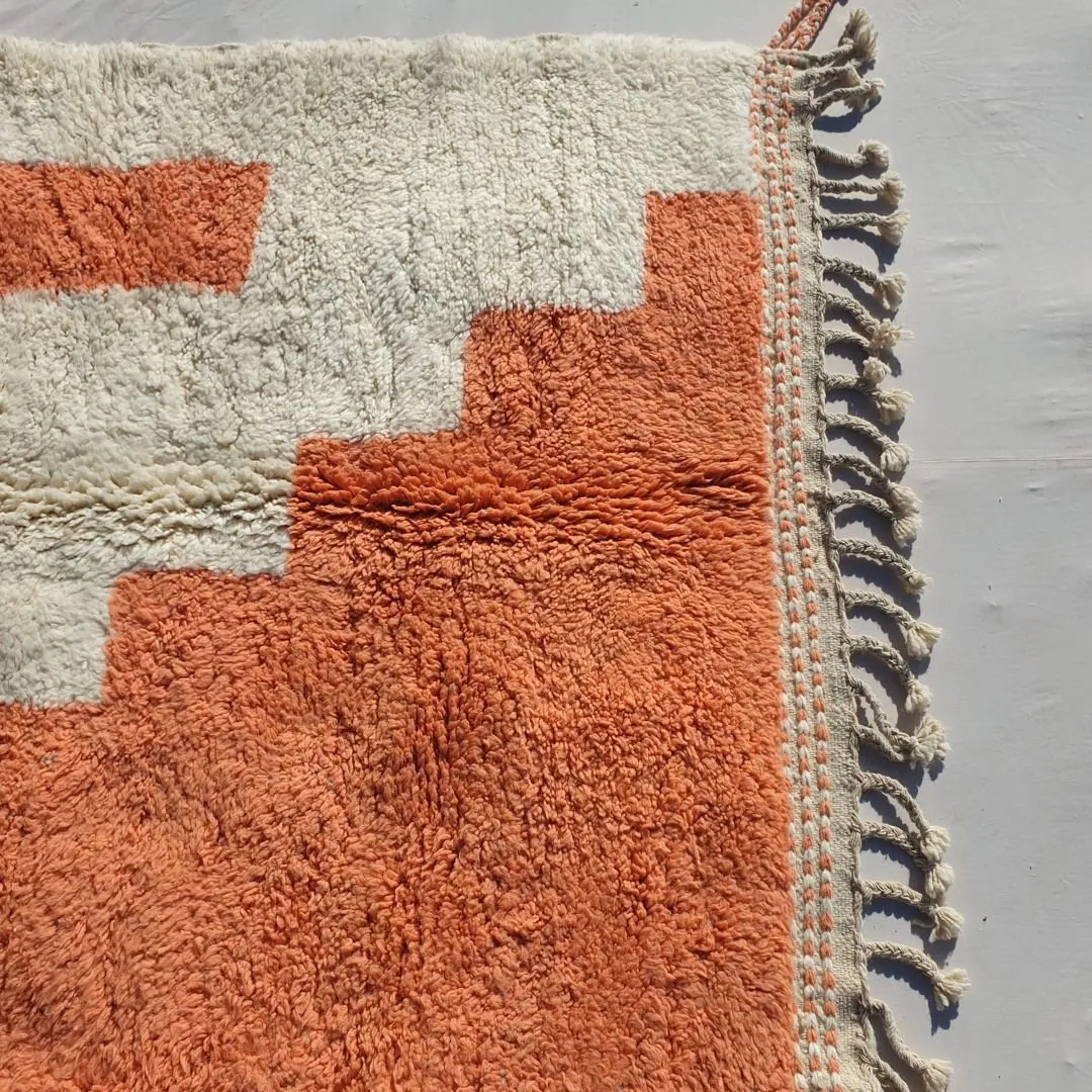 Taymla | Orange & White Soft Beni Ourain 5x8 Moroccan Rug | 5'08x8'60 Ft | 155x262 cm