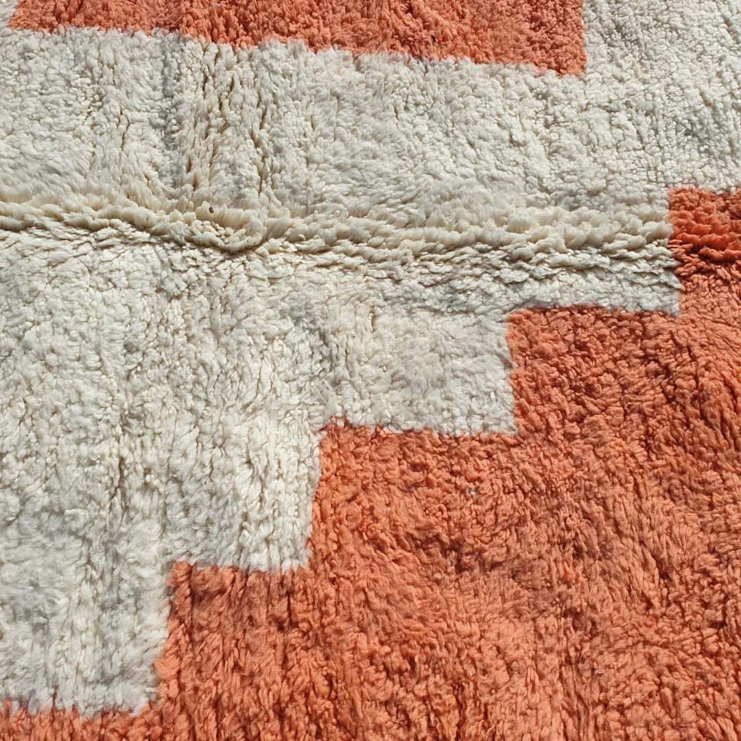 Taymla | Orange & White Soft Beni Ourain 5x8 Moroccan Rug | 5'08x8'60 Ft | 155x262 cm