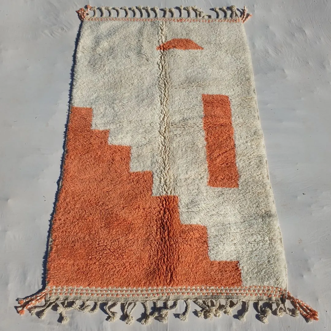 Taymla | Orange & White Soft Beni Ourain 5x8 Moroccan Rug | 5'08x8'60 Ft | 155x262 cm