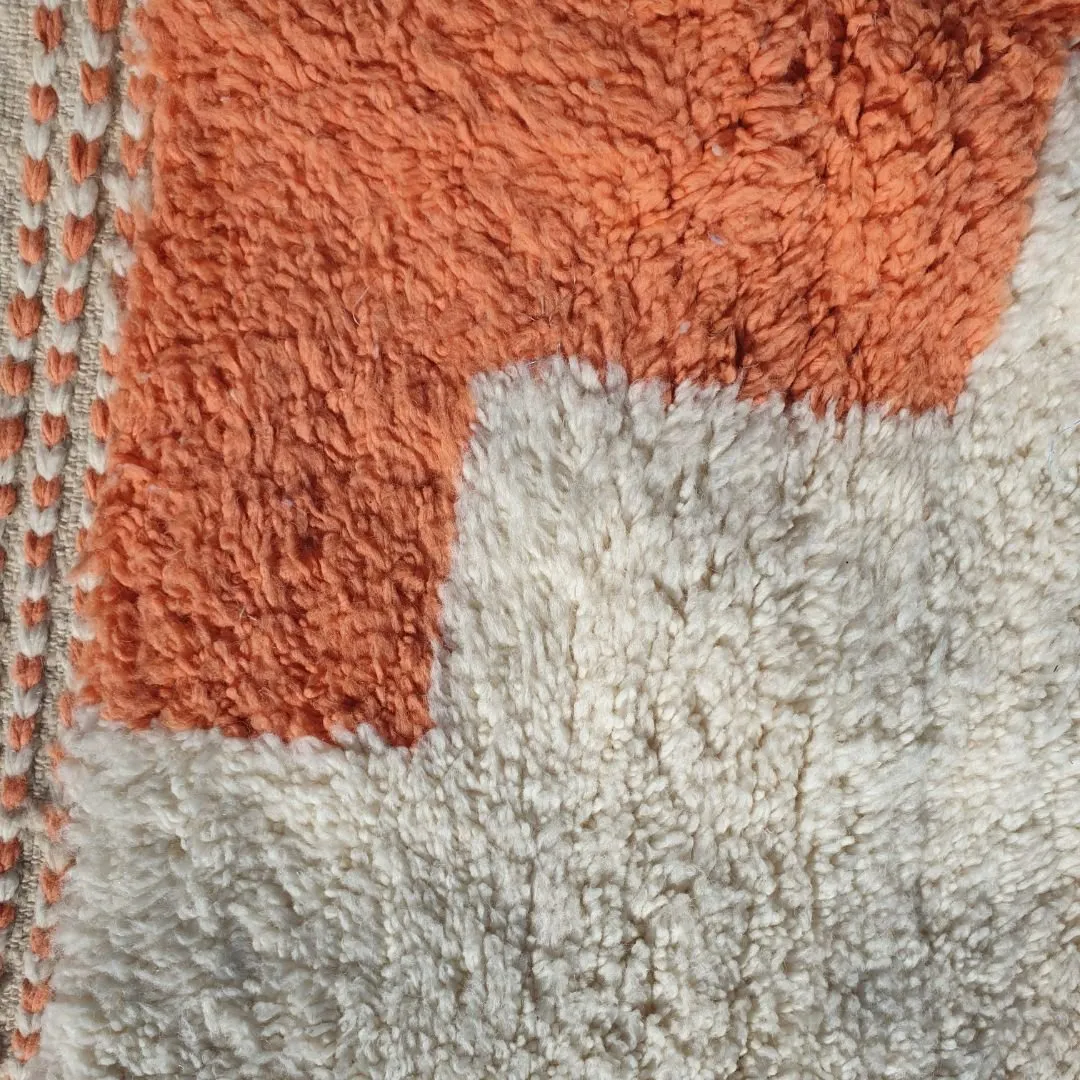 Taymla | Orange & White Soft Beni Ourain 5x8 Moroccan Rug | 5'08x8'60 Ft | 155x262 cm