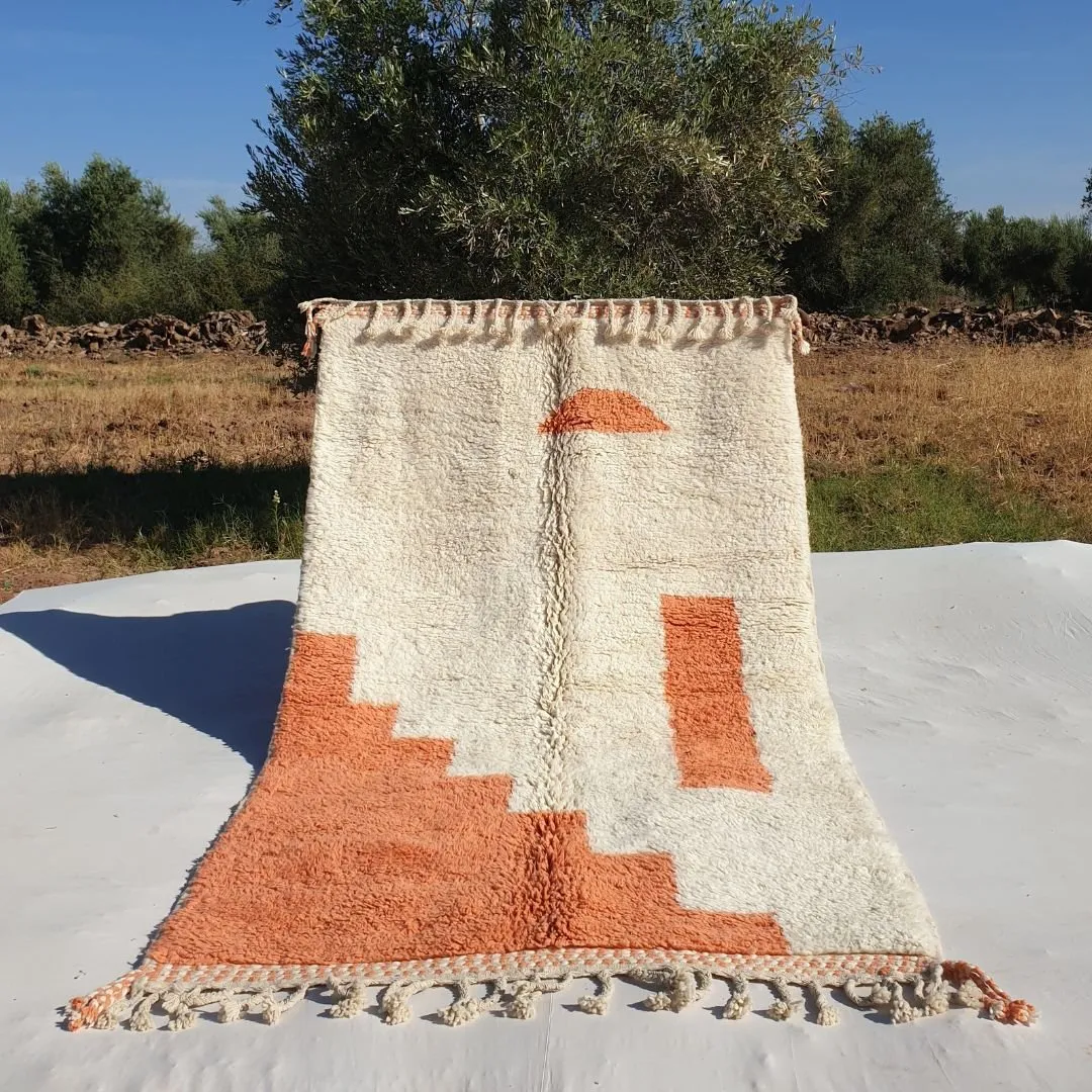 Taymla | Orange & White Soft Beni Ourain 5x8 Moroccan Rug | 5'08x8'60 Ft | 155x262 cm